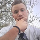 Знакомства: Виктор, 26 лет, Текели