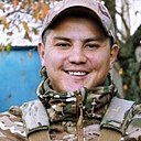 Знакомства: Артём, 29 лет, Элиста