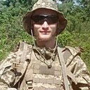 Знакомства: Сергей, 28 лет, Ужгород