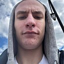 Знакомства: Артем, 18 лет, Гусев