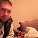 Знакомства: Максим, 31 год, Вишневое