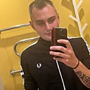 Знакомства: Денис, 22 года, Скидель