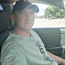 Знакомства: Максим, 42 года, Камешково