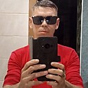 Знакомства: Макс, 32 года, Белогорск