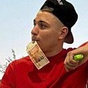 Знакомства: Даня, 22 года, Москва