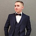 Знакомства: Денис, 22 года, Горки