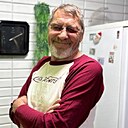 Знакомства: Виктор, 65 лет, Саратов
