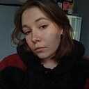 Знакомства: Полина, 20 лет, Калининград