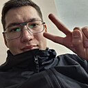 Знакомства: Дим, 25 лет, Ишимбай