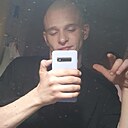 Знакомства: Валентин, 22 года, Щербинка