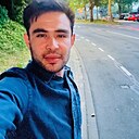 Знакомства: Botirbek, 30 лет, Варшава