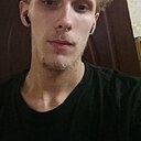 Знакомства: Агапит, 20 лет, Макеевка