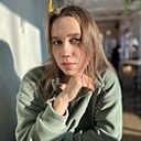 Знакомства: Ивонна, 24 года, Хабаровск