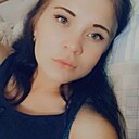 Знакомства: Юля, 23 года, Зверево