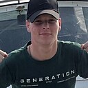 Знакомства: Кирилл, 25 лет, Юрга