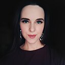 Знакомства: Ксения, 29 лет, Курган