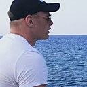 Знакомства: Артём, 35 лет, Москва