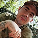 Знакомства: Виктор, 27 лет, Биробиджан