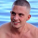 Знакомства: Илья, 24 года, Волгоград