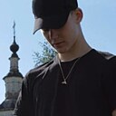 Знакомства: Даниил, 21 год, Киров