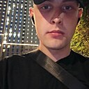 Знакомства: Никита, 25 лет, Волхов