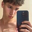 Знакомства: Саша, 18 лет, Нововолынск