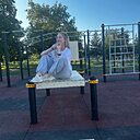 Знакомства: Nadezhda, 18 лет, Луганск