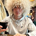 Знакомства: Илья, 21 год, Солигорск
