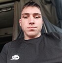 Знакомства: Макс, 22 года, Хабаровск