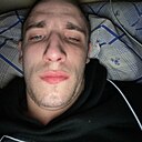 Знакомства: Илья, 23 года, Великий Новгород