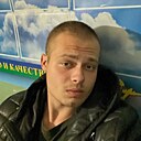 Знакомства: Илюха, 19 лет, Псков