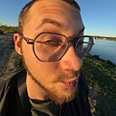 Знакомства: Антон, 24 года, Пермь