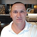 Знакомства: Влад, 30 лет, Ужгород