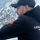 Знакомства: Максим, 40 лет, Челябинск