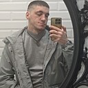 Знакомства: Кирилл, 29 лет, Приморский