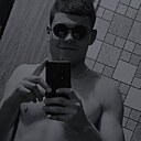 Знакомства: Андрей, 24 года, Чапаевск