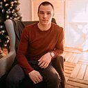 Знакомства: Максим, 33 года, Кунгур