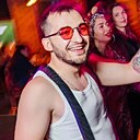 Знакомства: Артем, 32 года, Братск