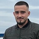 Знакомства: Евгений, 24 года, Луганск