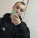 Знакомства: Максим, 21 год, Санкт-Петербург