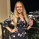 Знакомства: Кира, 28 лет, Сочи