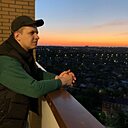 Знакомства: Виктор, 29 лет, Елабуга