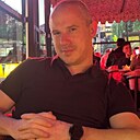 Знакомства: Валентин, 37 лет, Париж