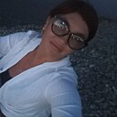 Знакомства: Лена, 38 лет, Луганск