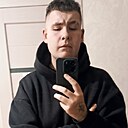 Знакомства: Максим, 21 год, Магнитогорск