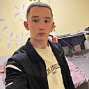 Знакомства: Андрей, 19 лет, Адлер