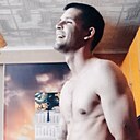 Знакомства: Виктор, 27 лет, Новосибирск