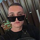 Знакомства: Денис, 25 лет, Кореновск