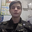 Знакомства: Максим, 19 лет, Старобельск