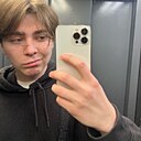 Знакомства: Паша, 23 года, Москва